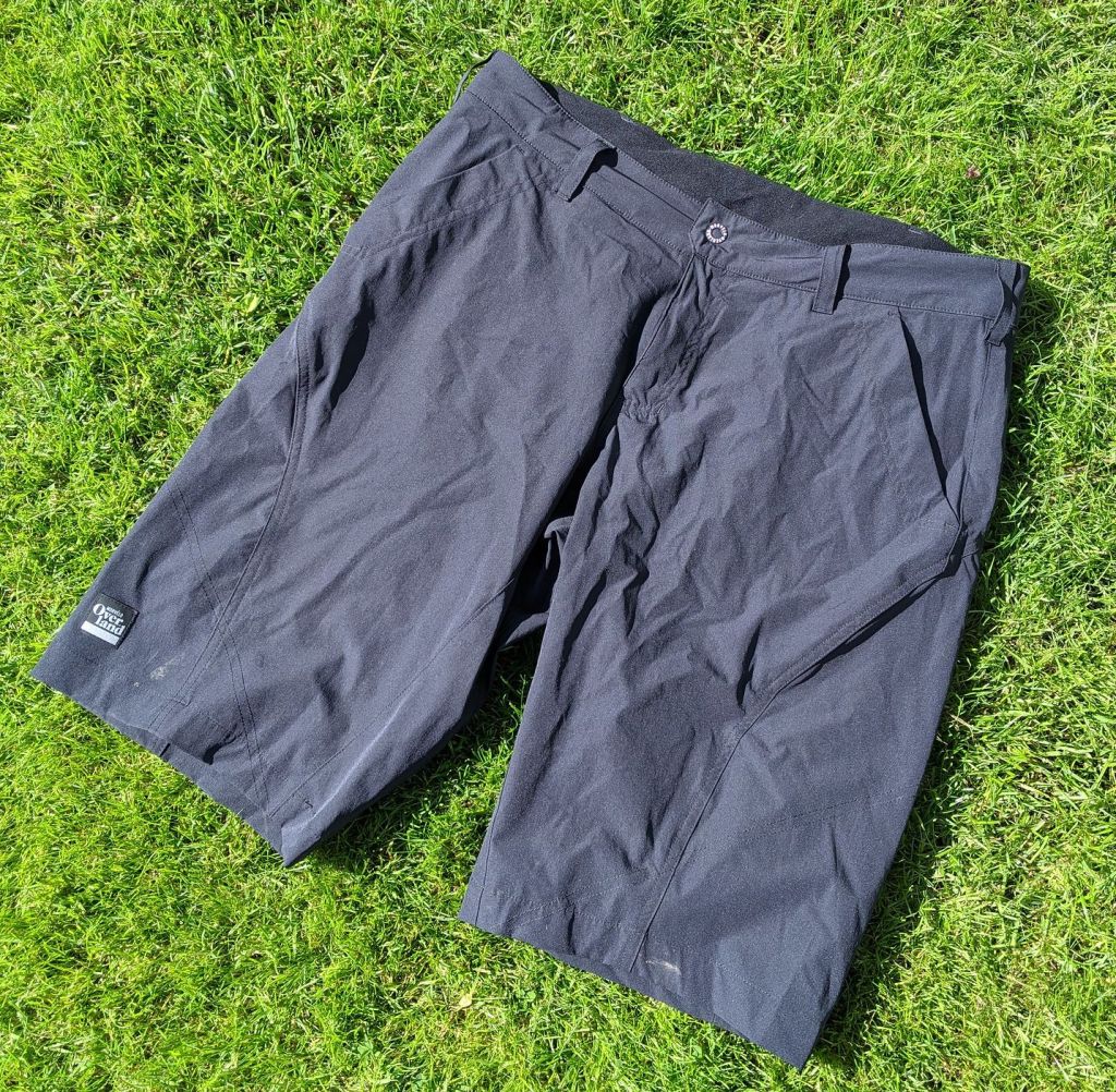 This image has an empty alt attribute; its file name is element1.jpg